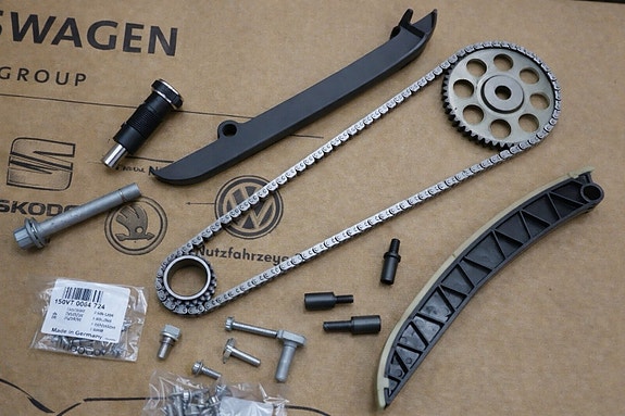 Product image 1 of 3