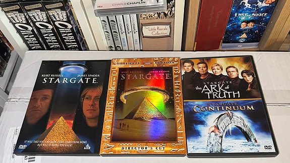 Product image 1 of 2