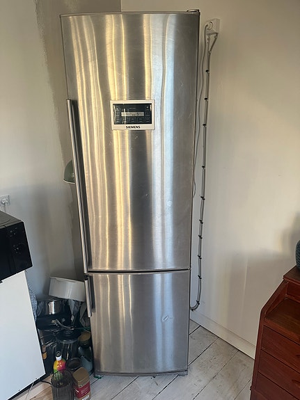 Product image 1 of 2