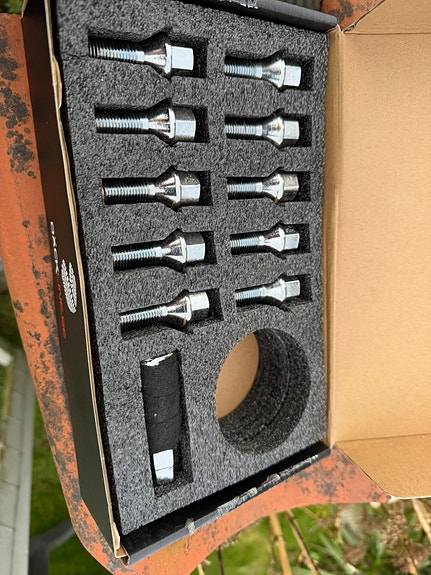 Product image 9 of 9