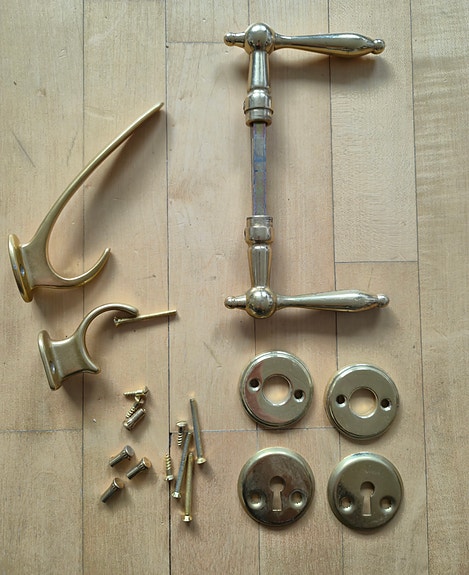 Product image 1 of 4