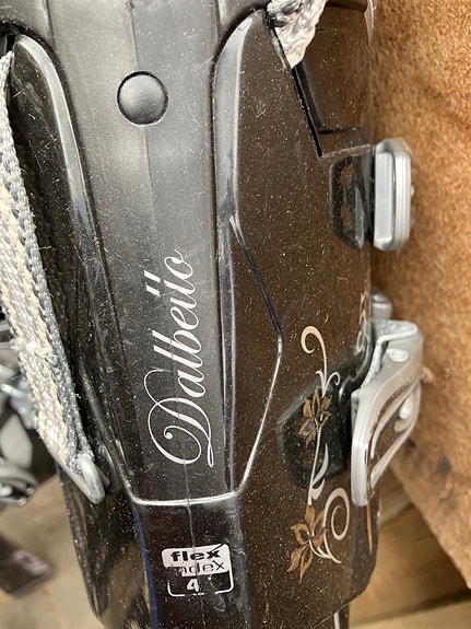 Product image 8 of 9