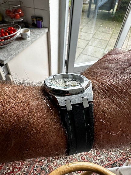 Product image 8 of 9