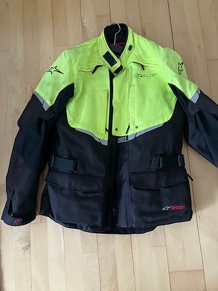 Product image 1 of 4