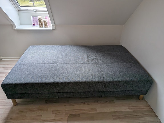 Product image 1 of 6