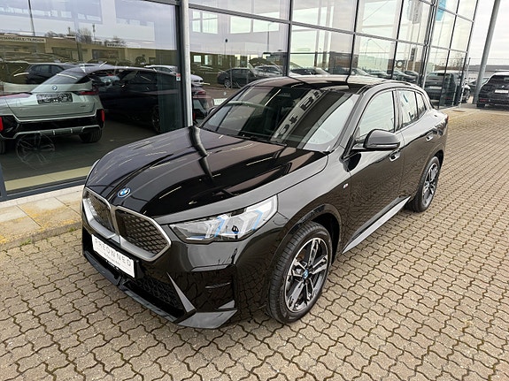 BMW iX2
