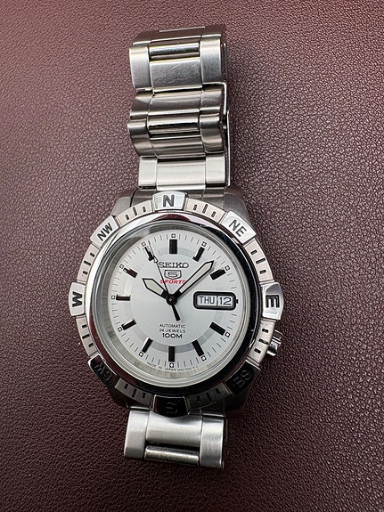 Product image 8 of 10