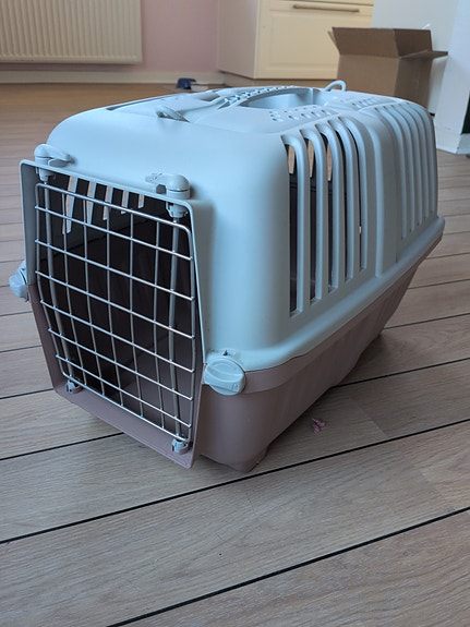 Product image 1 of 3