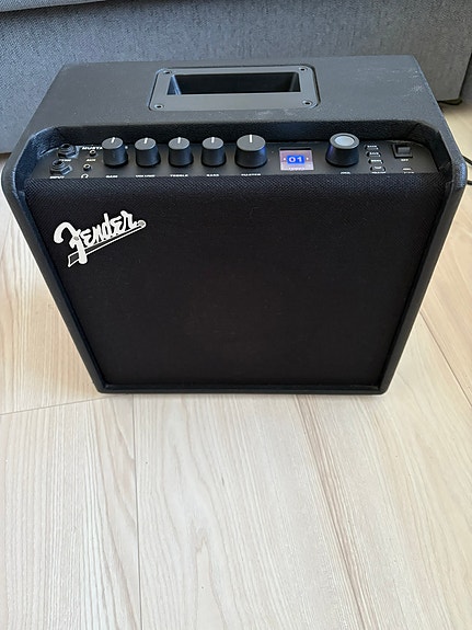 Product image 1 of 4