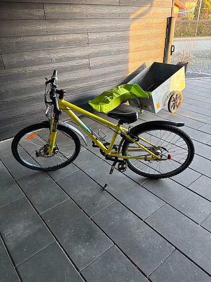 Product image 1 of 8