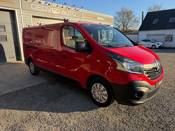 Renault Trafic T29