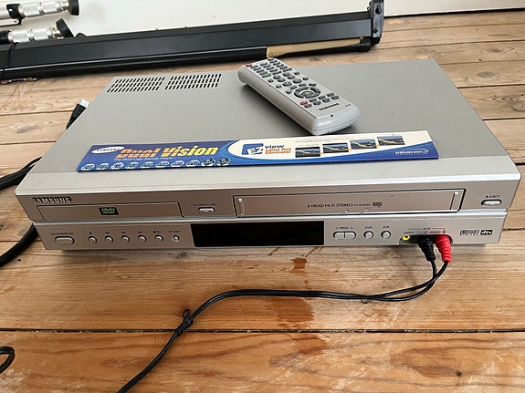 Product image 1 of 8