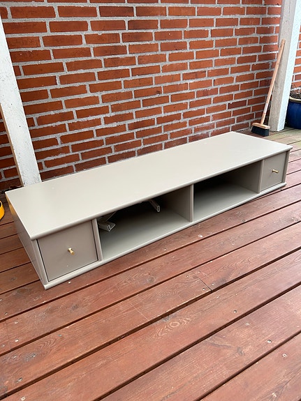 Product image 1 of 7