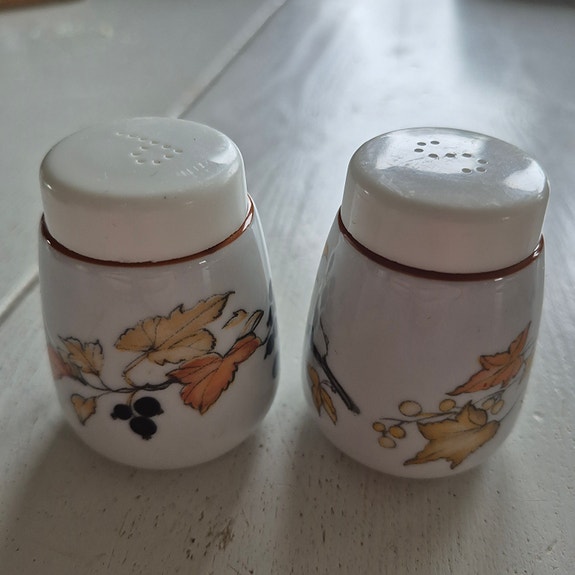 Product image 1 of 2