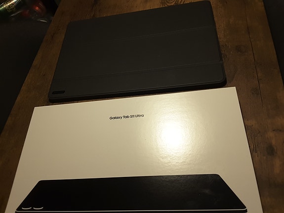 Product image 1 of 8