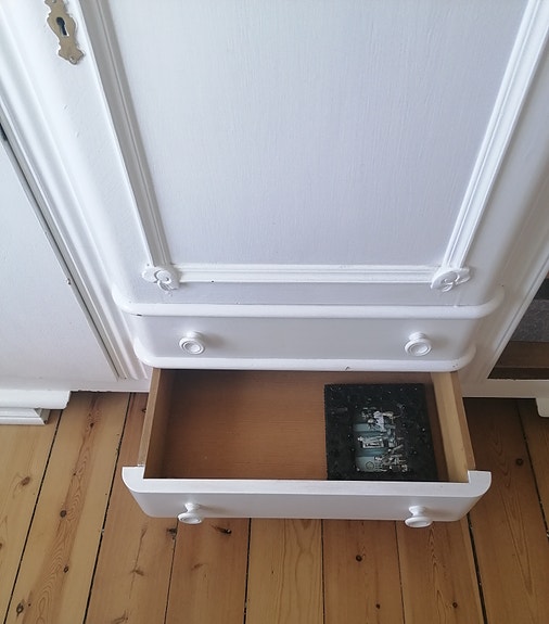 Product image 8 of 9