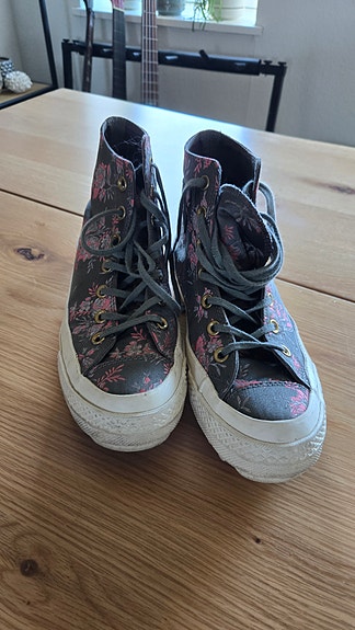 Product image 1 of 5