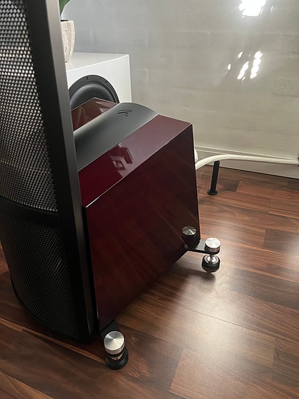 Product image 1 of 4