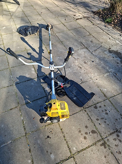 Product image 1 of 3