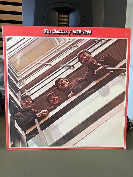 Product image 1 of 3