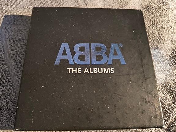 Product image 1 of 2