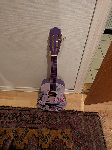 Product image 1 of 6