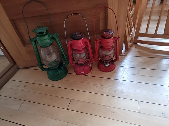 Product image 1 of 3