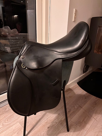 Product image 1 of 9