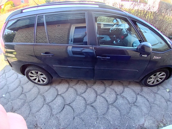 Citroen C4 Picasso 2013 photo 2