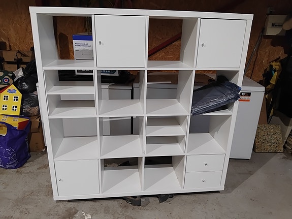 Product image 1 of 4