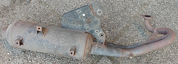 Product image 1 of 2