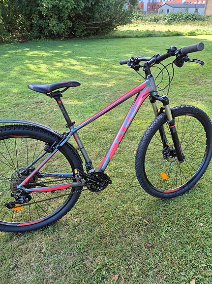 Product image 6 of 9