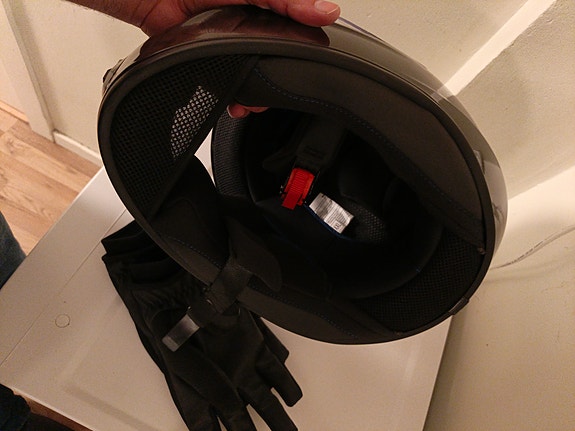 Product image 1 of 3