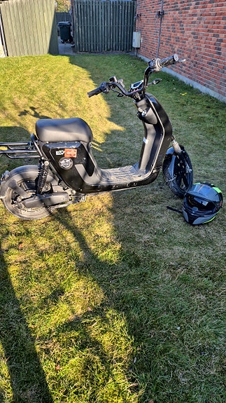 Product image 1 of 4