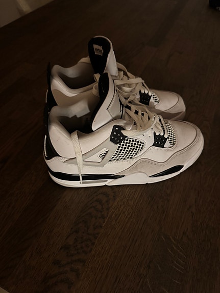 Product image 1 of 4