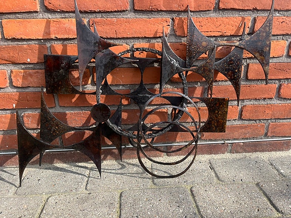 Product image 1 of 3