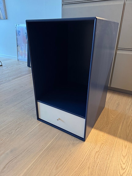 Product image 1 of 8