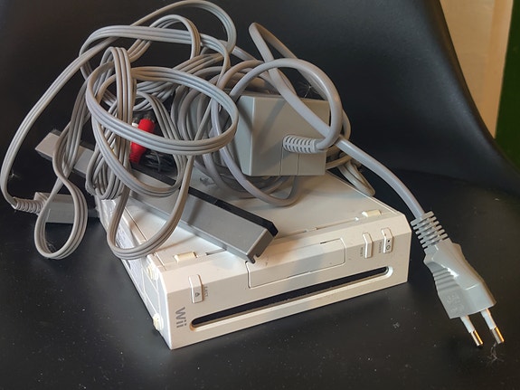 Product image 1 of 2