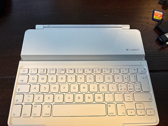 Product image 1 of 3