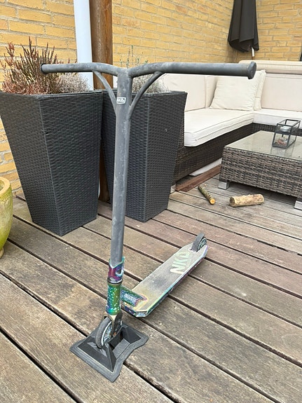 Product image 1 of 6