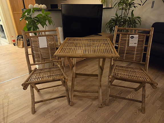 Product image 1 of 2