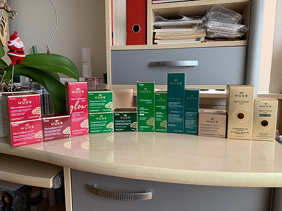 Product image 1 of 8