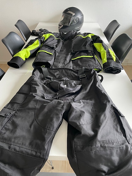 Product image 1 of 5