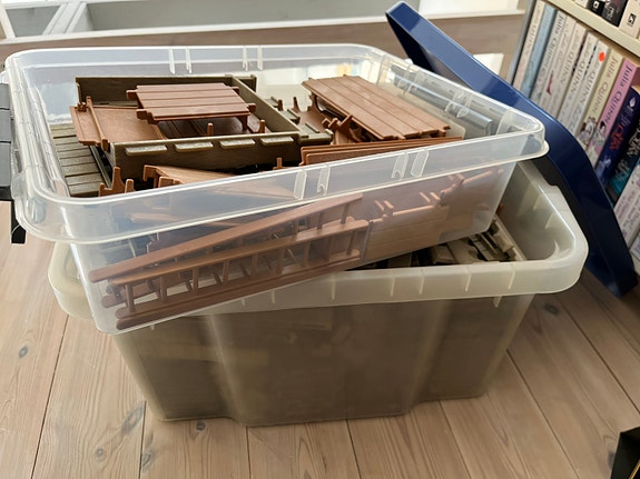 Product image 1 of 2