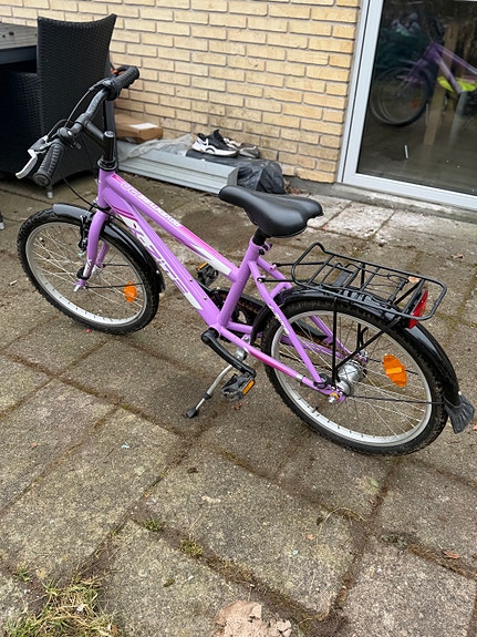 Product image 1 of 5