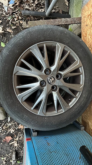 Product image 1 of 4