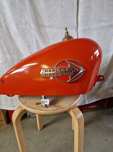 Product image 1 of 4