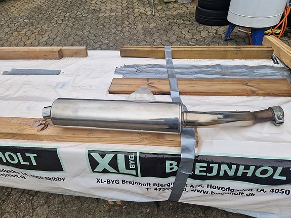 Product image 1 of 6