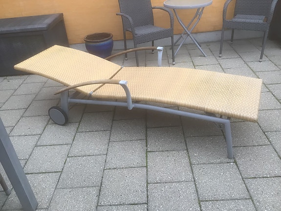 Product image 1 of 4