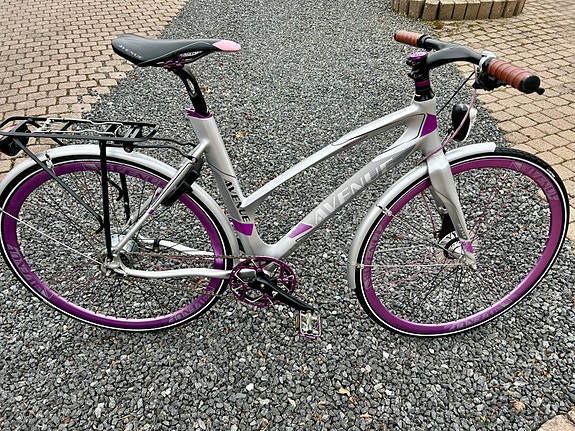 Product image 1 of 10